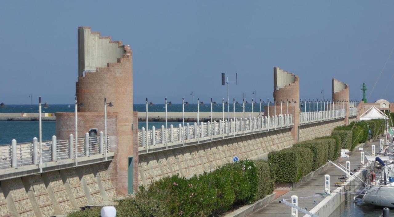 Hotel Betty Personal Style And Beach Village ريميني المظهر الخارجي الصورة